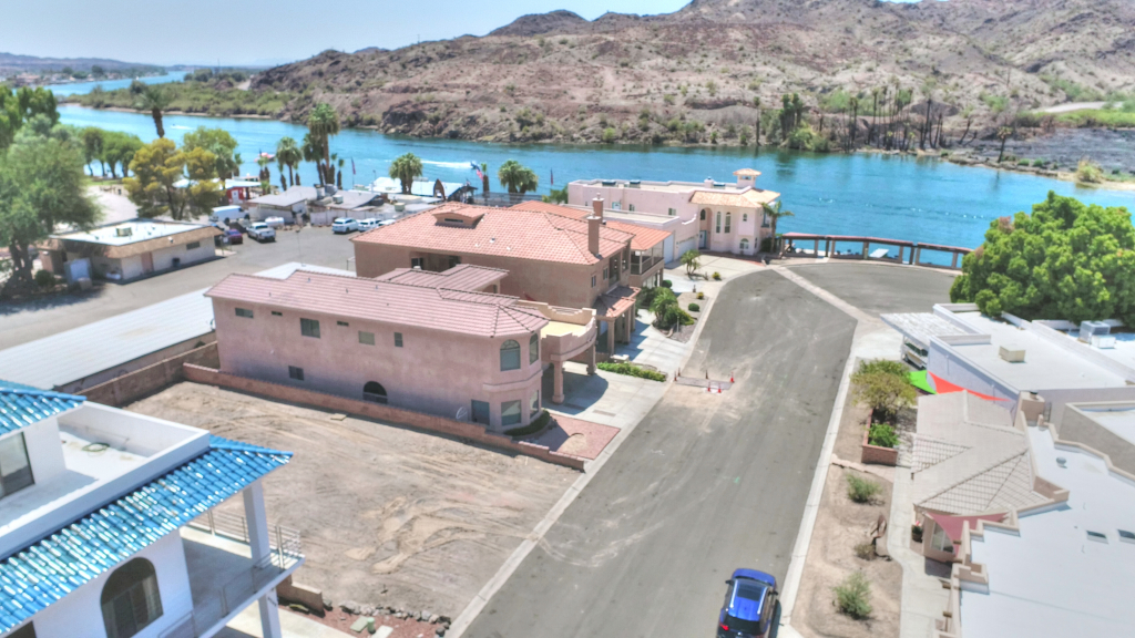 HIDDEN 1017683 David Plunkett Realty