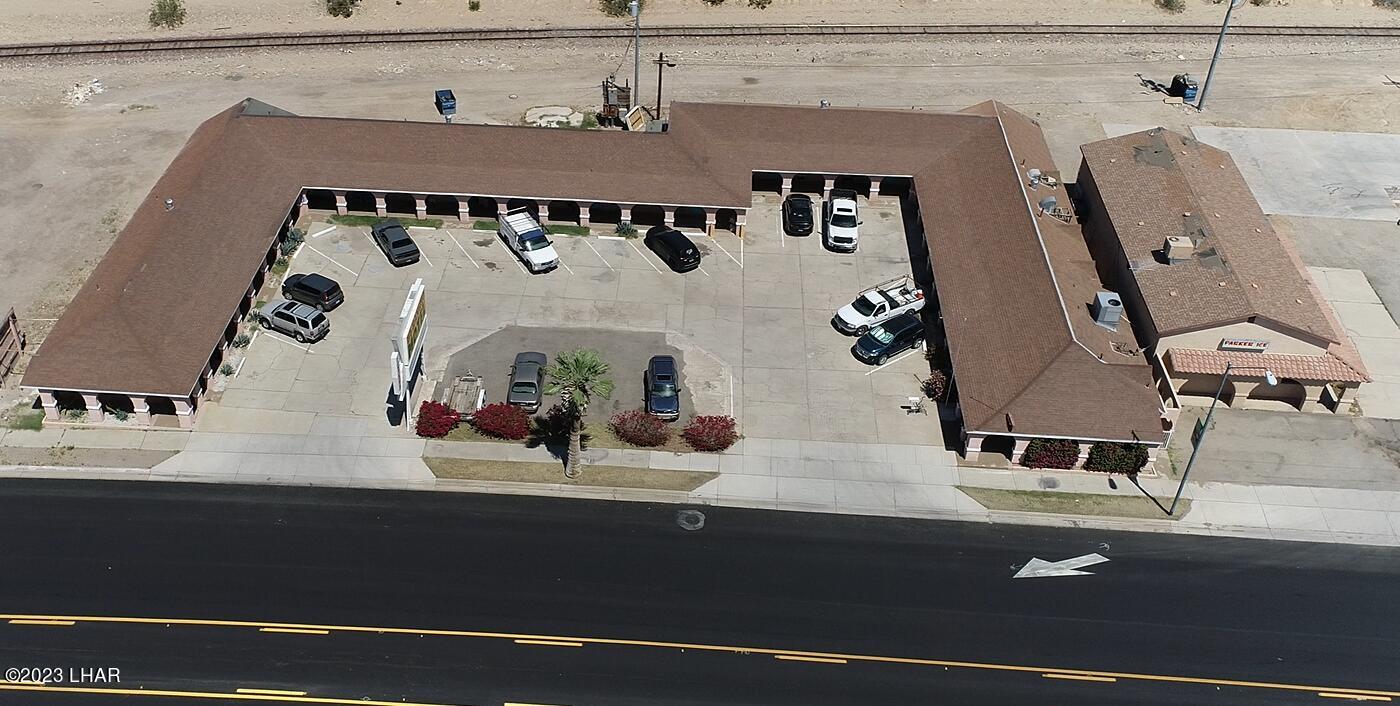 19 Unit Motel on California Ave Parker, AZ! David Plunkett Realty