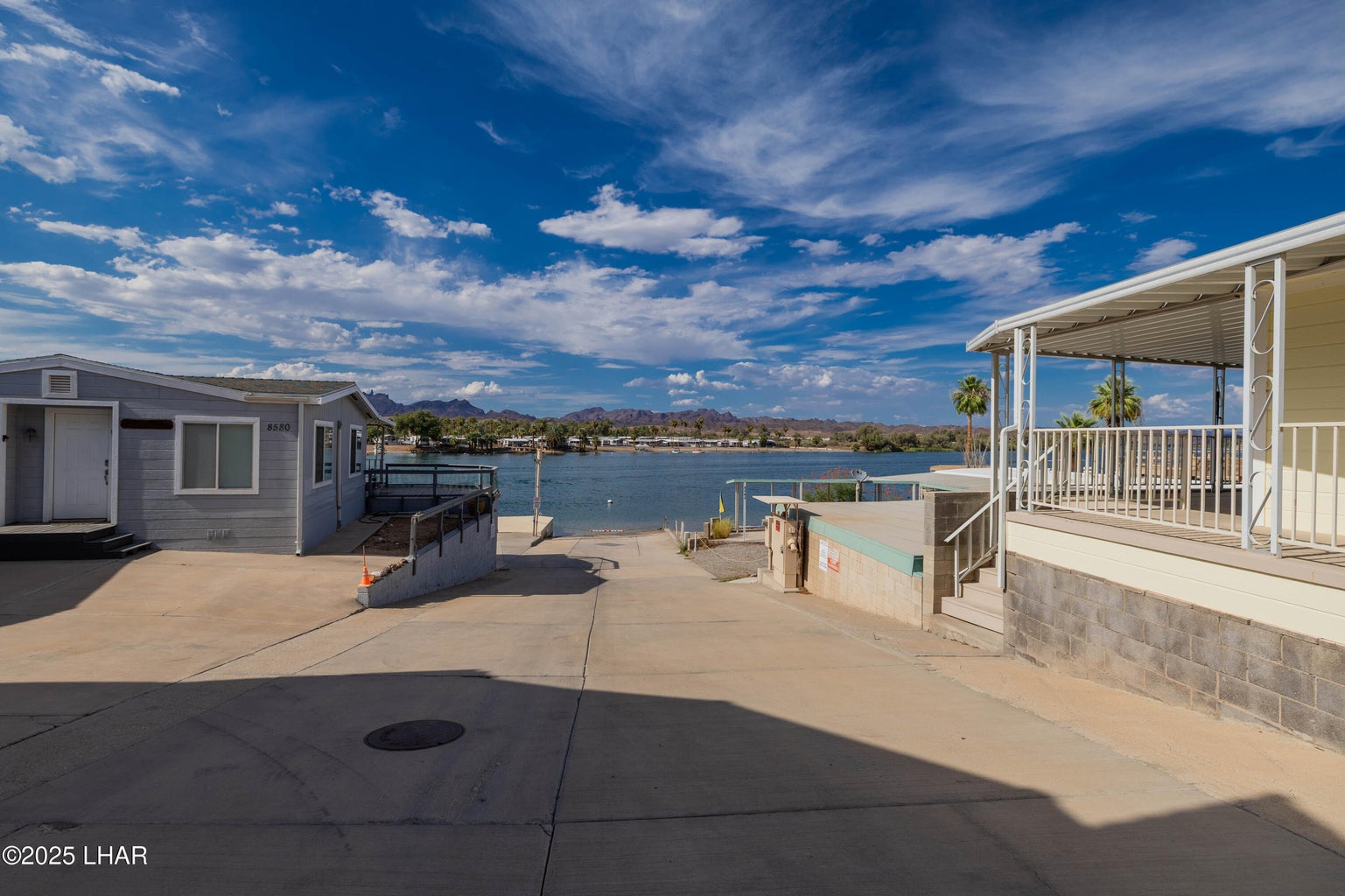 20250829030512966426000000-o