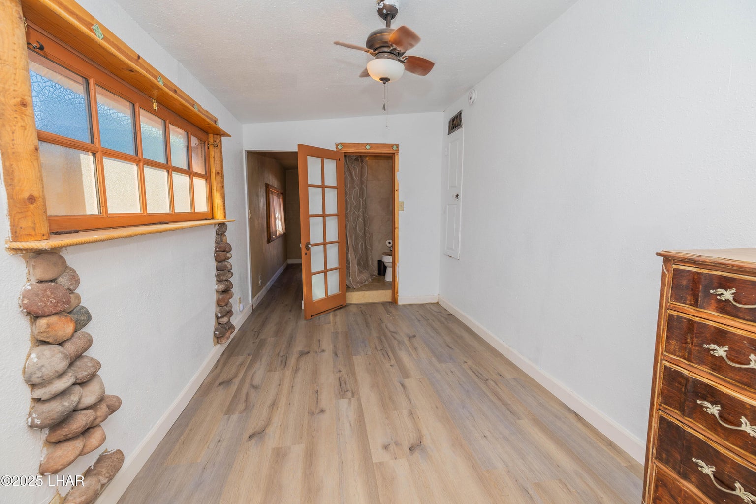 20250918024909119573000000-o