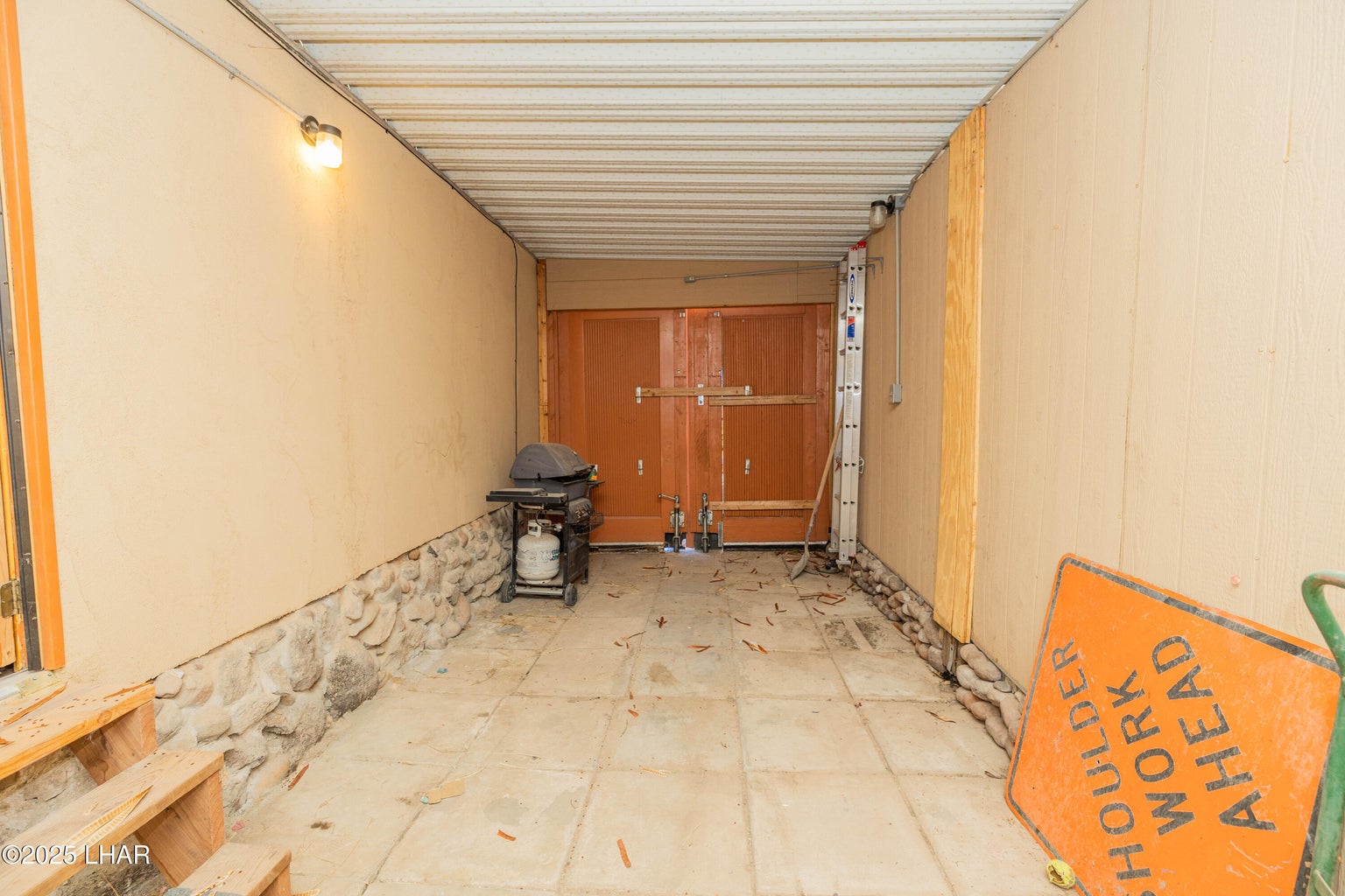 20250918024935072537000000-o