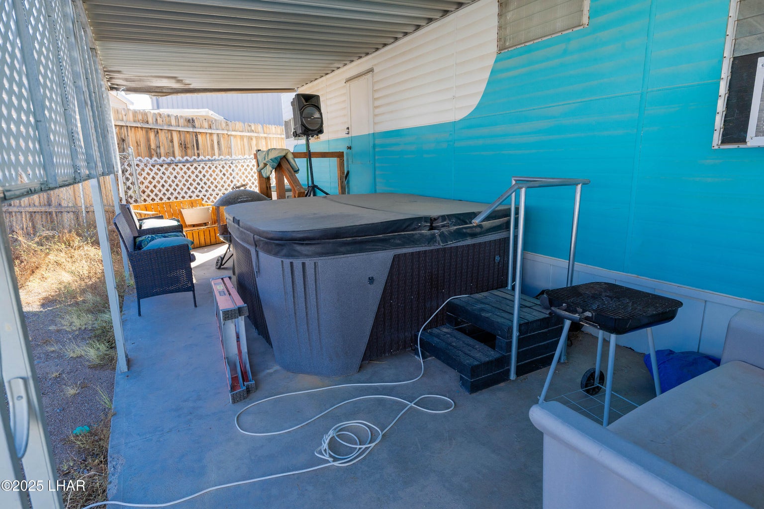 20250922160405650221000000-o