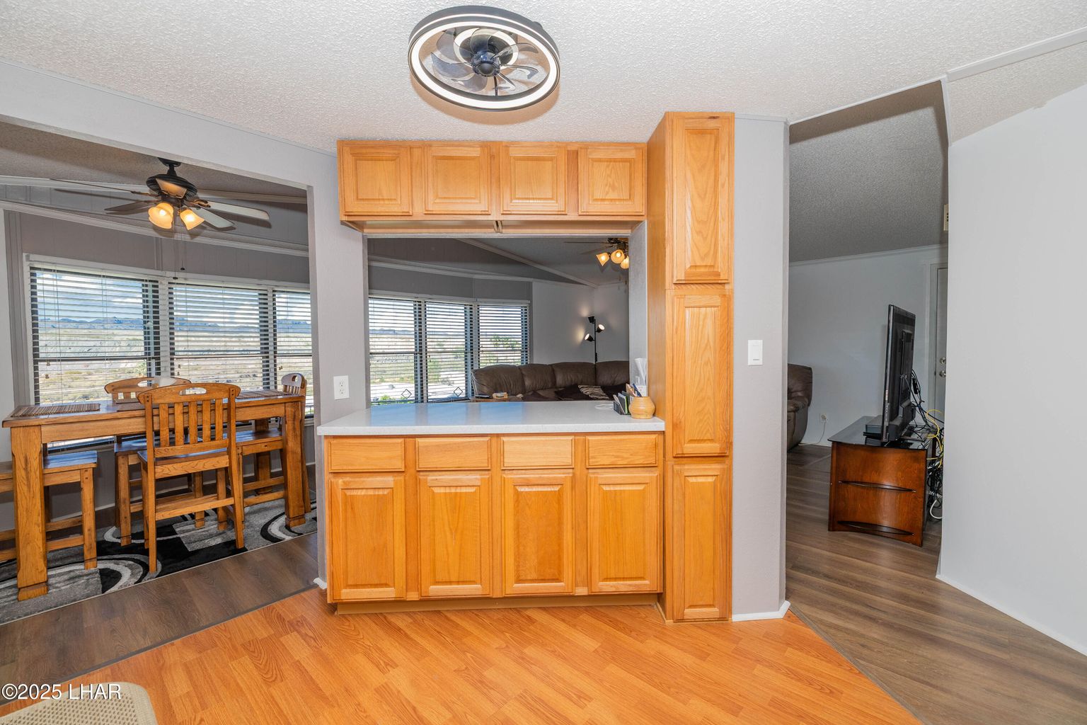 20250922182456194539000000-o