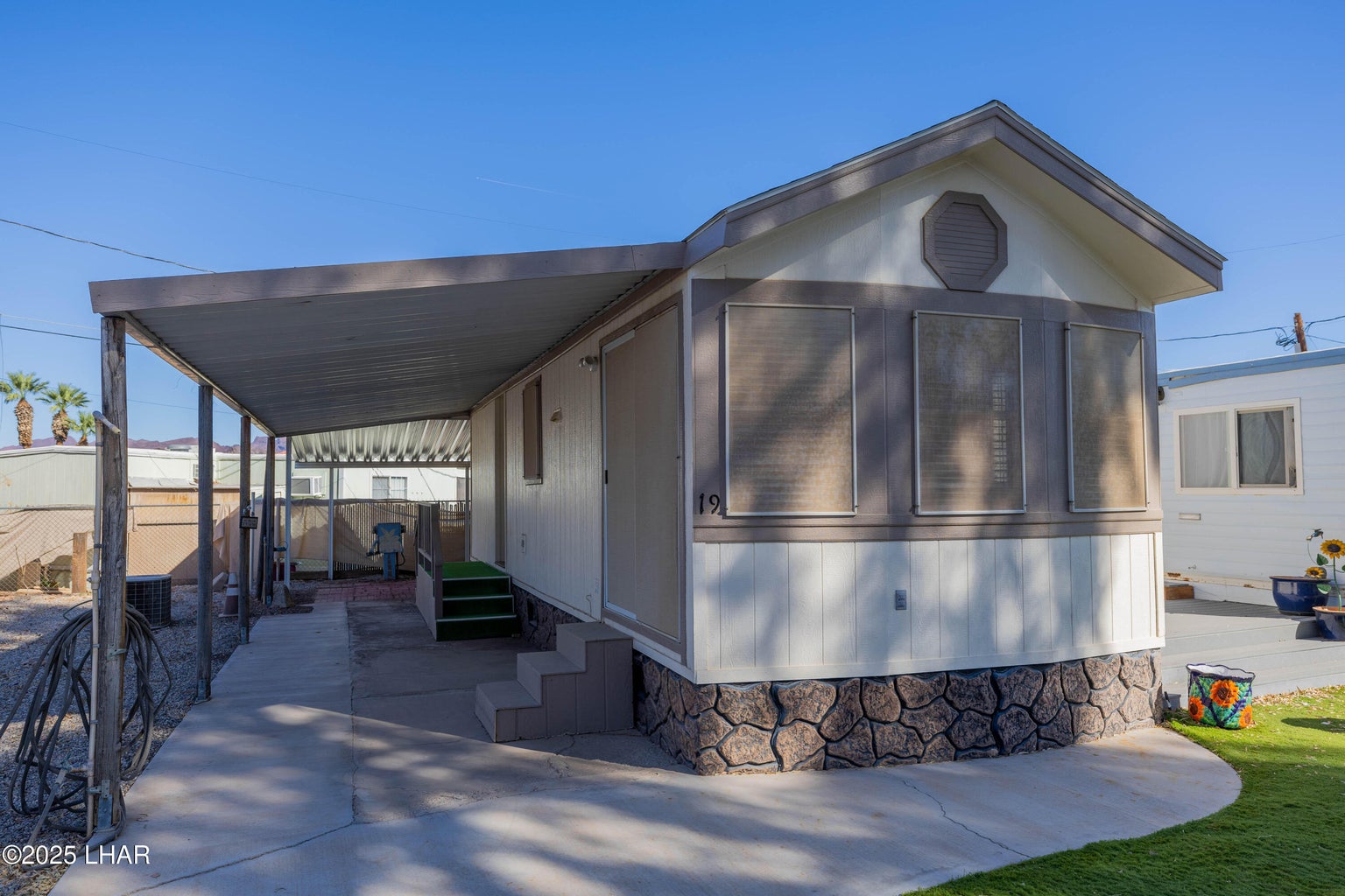 20250926205242237891000000-o