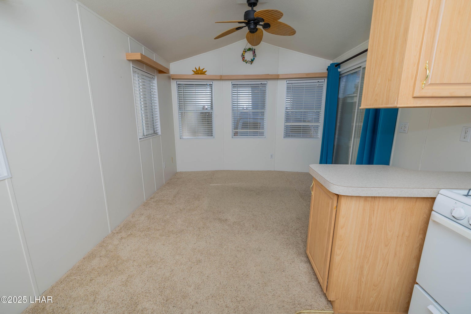 20250926205441407876000000-o