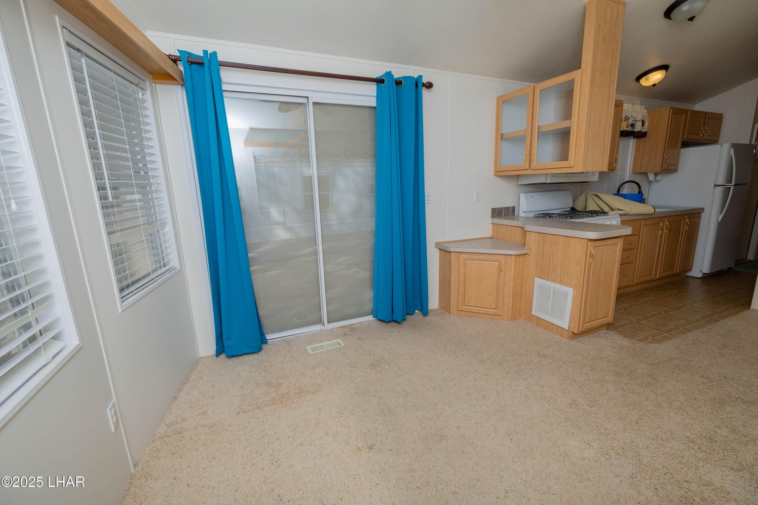 20250926205451101019000000-o