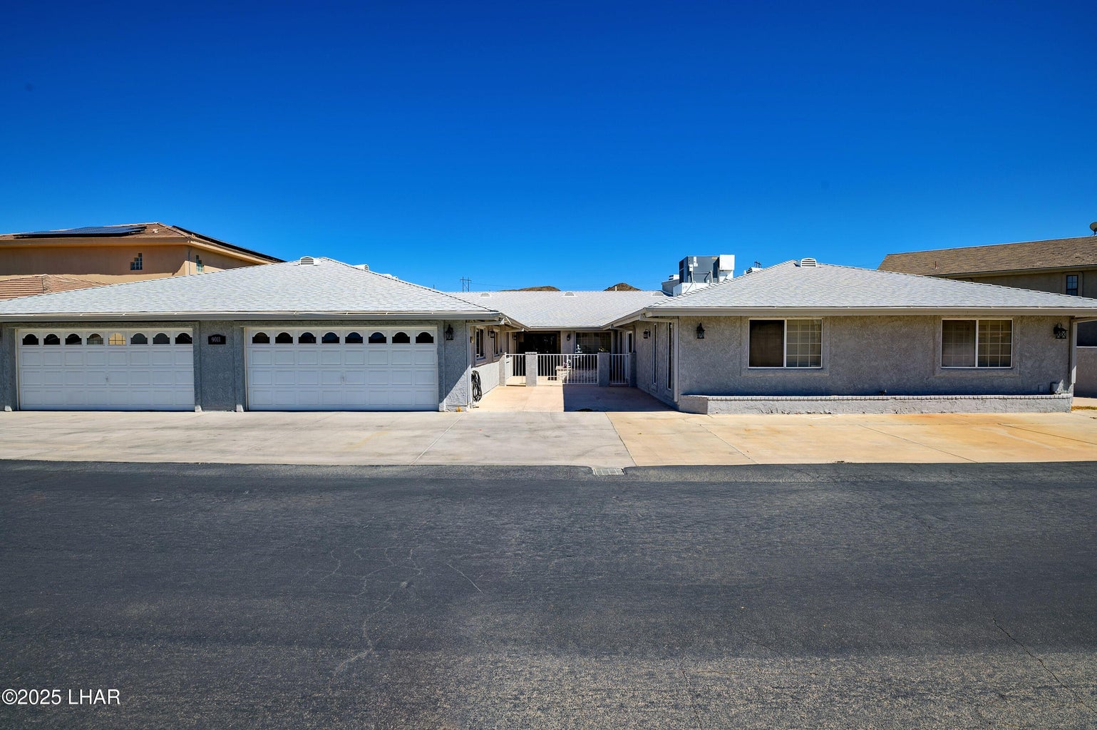 20251007234617143335000000-o