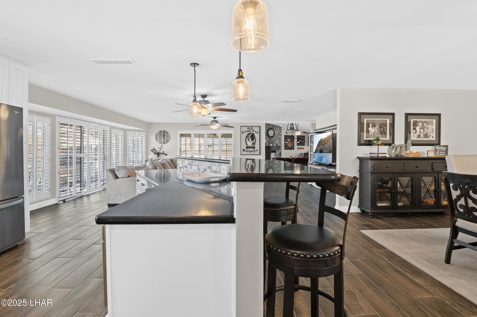 20251008000329362391000000-o