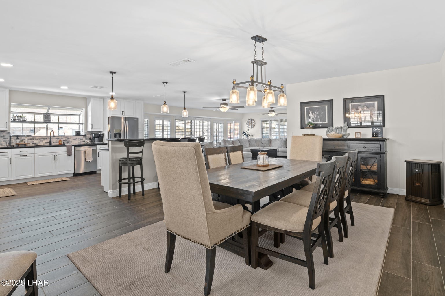 20251008000452634243000000-o