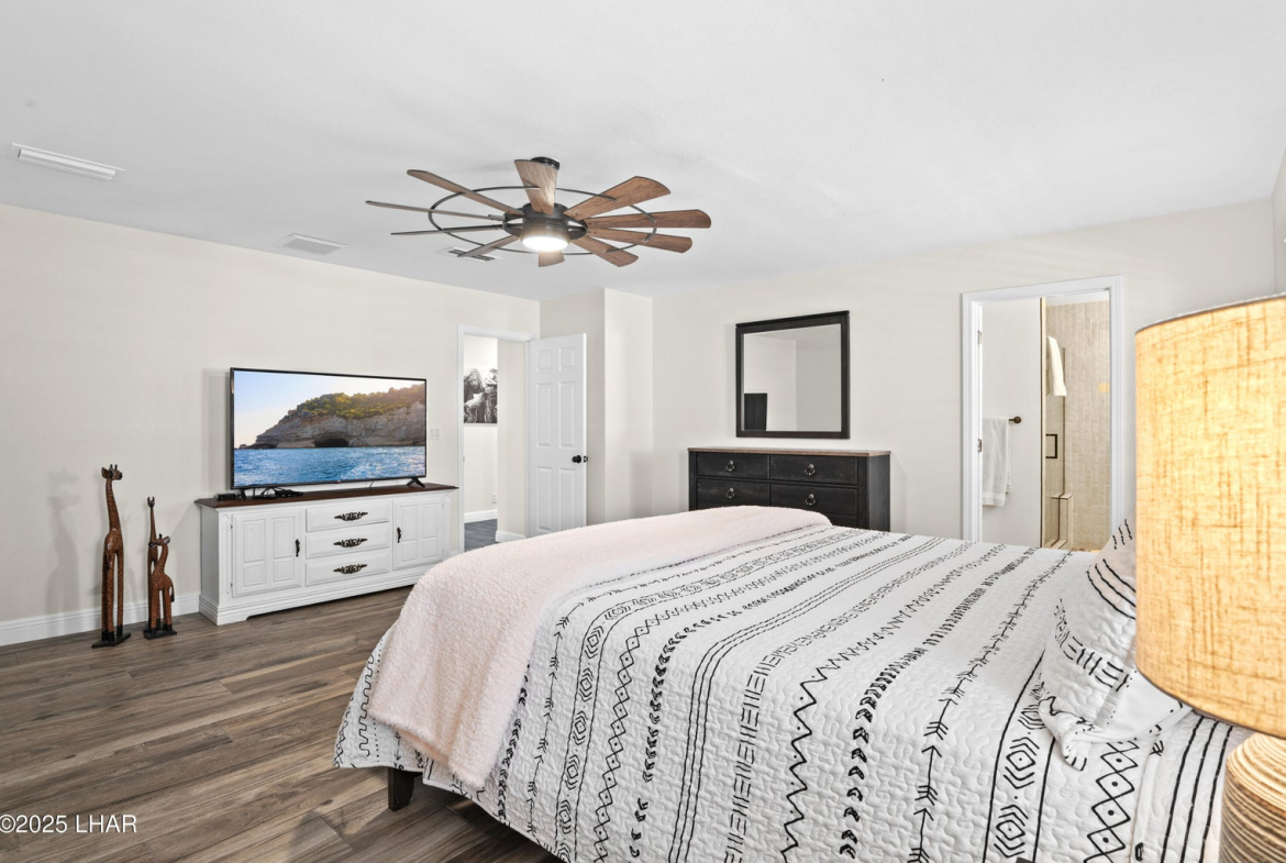 20251008000752820714000000-o