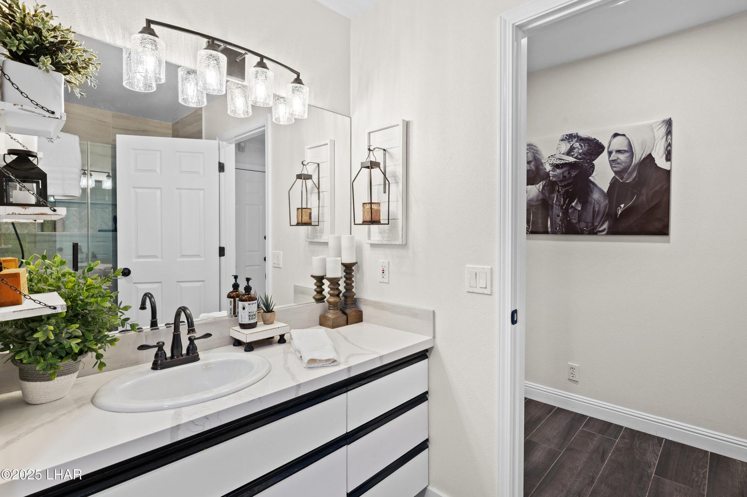 20251008001048681348000000-o