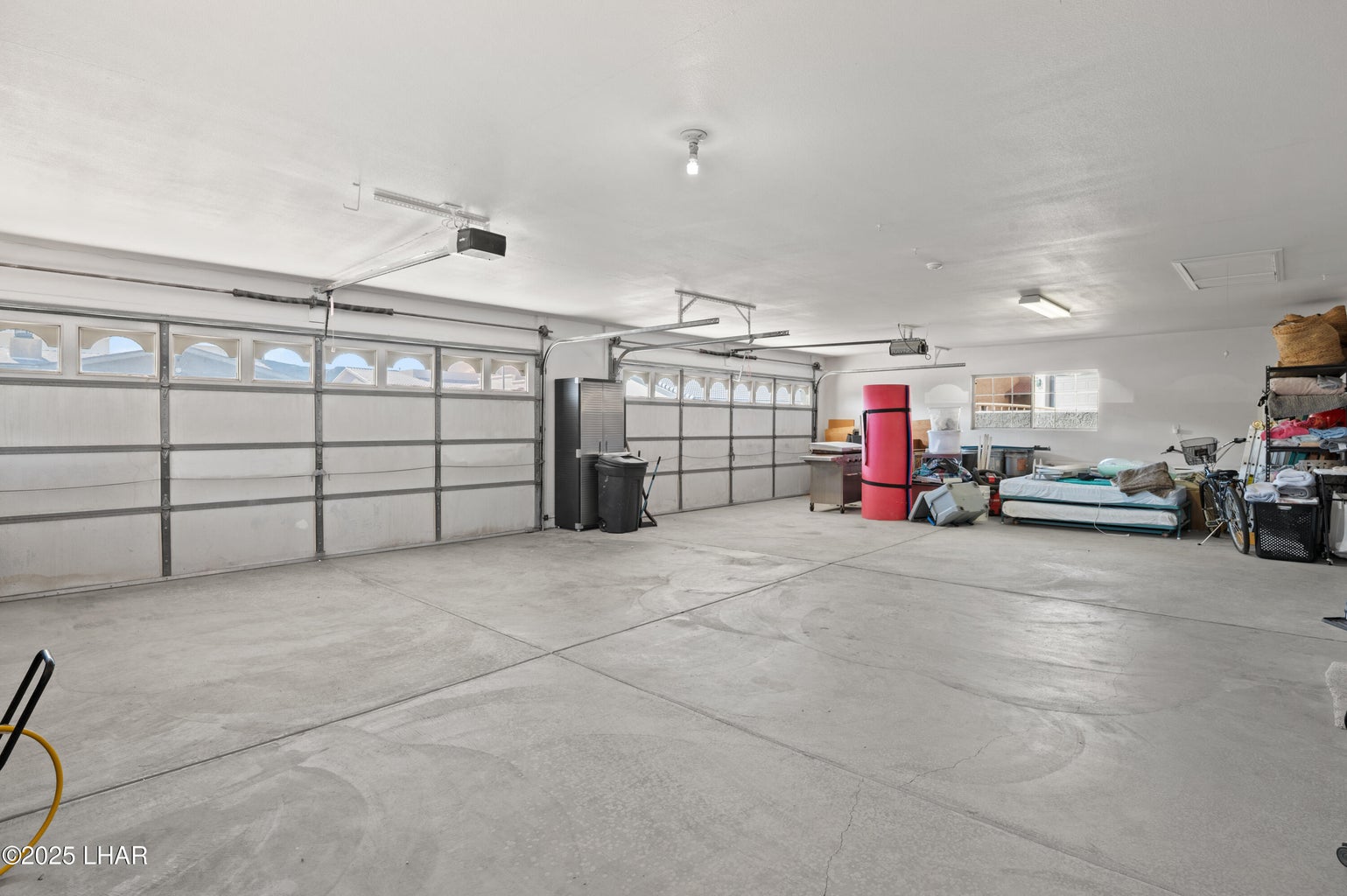 20251008002056769599000000-o