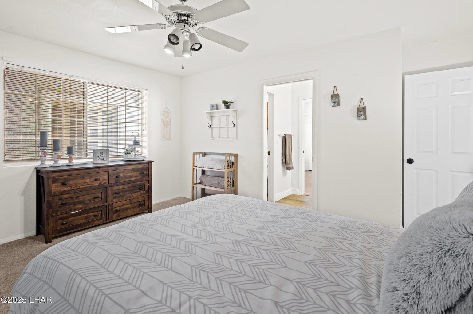 20251008002700754104000000-o