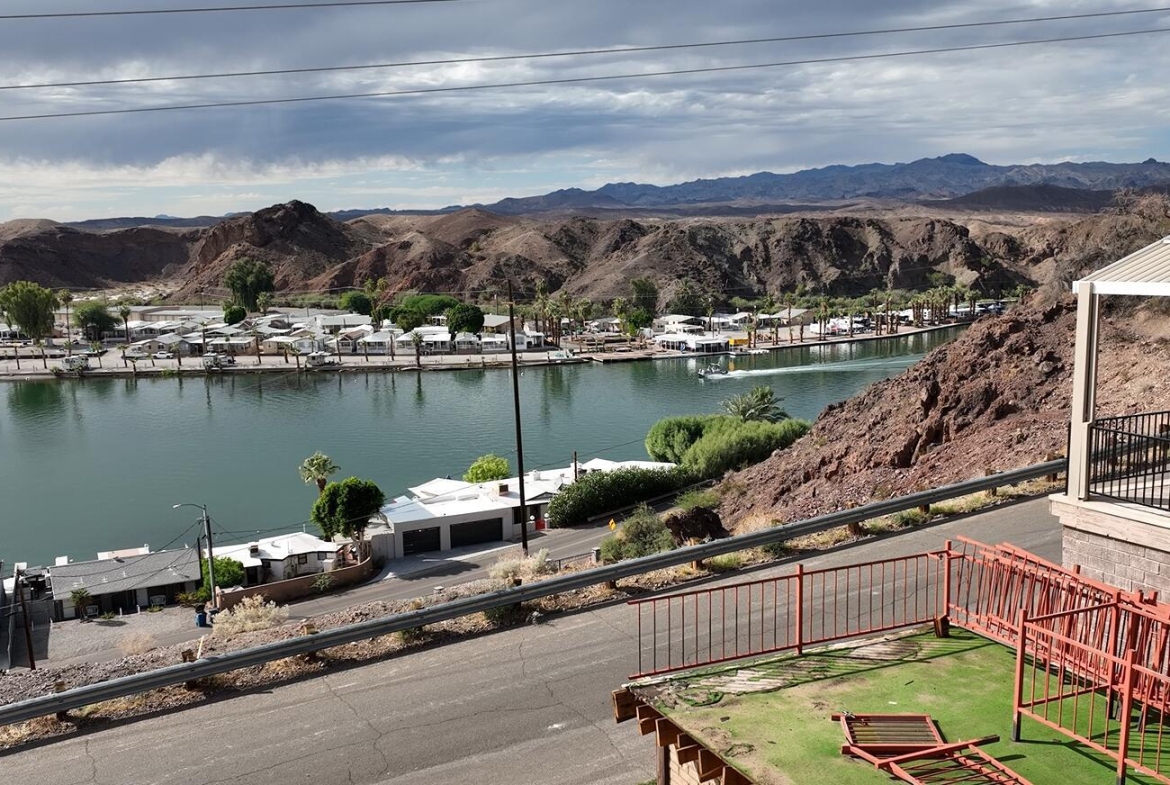 20251023213544882096000000-o