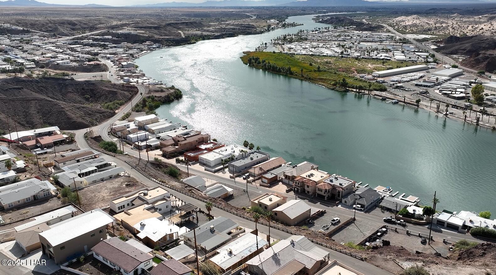 20251023213556795843000000-o