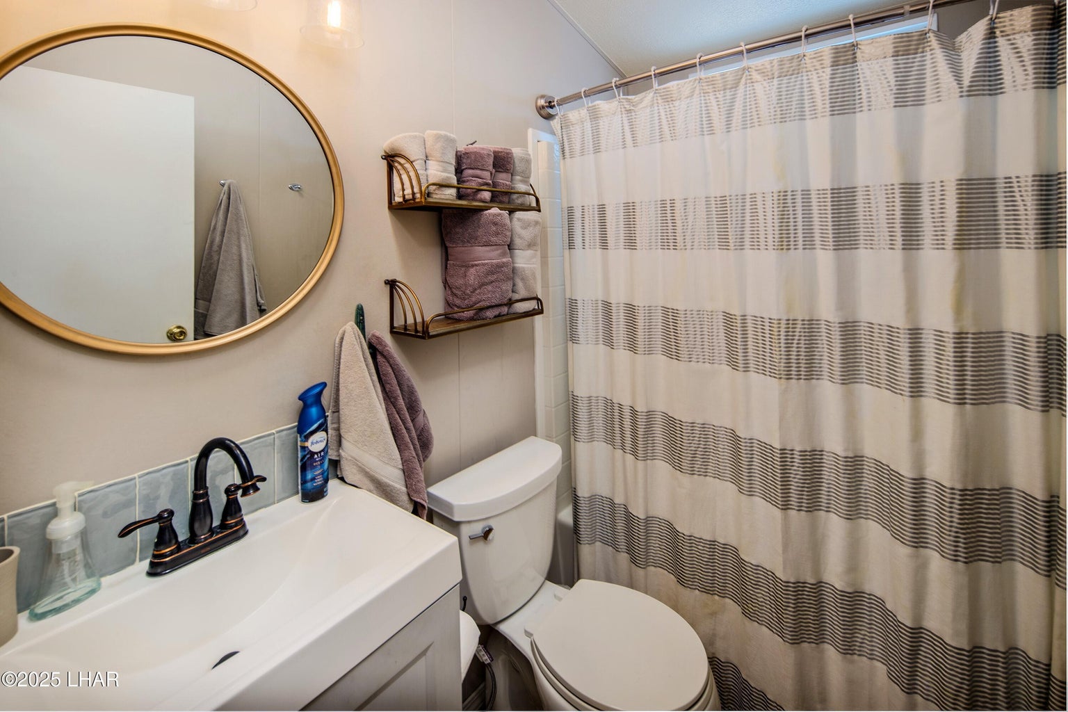 20251104182506158250000000-o