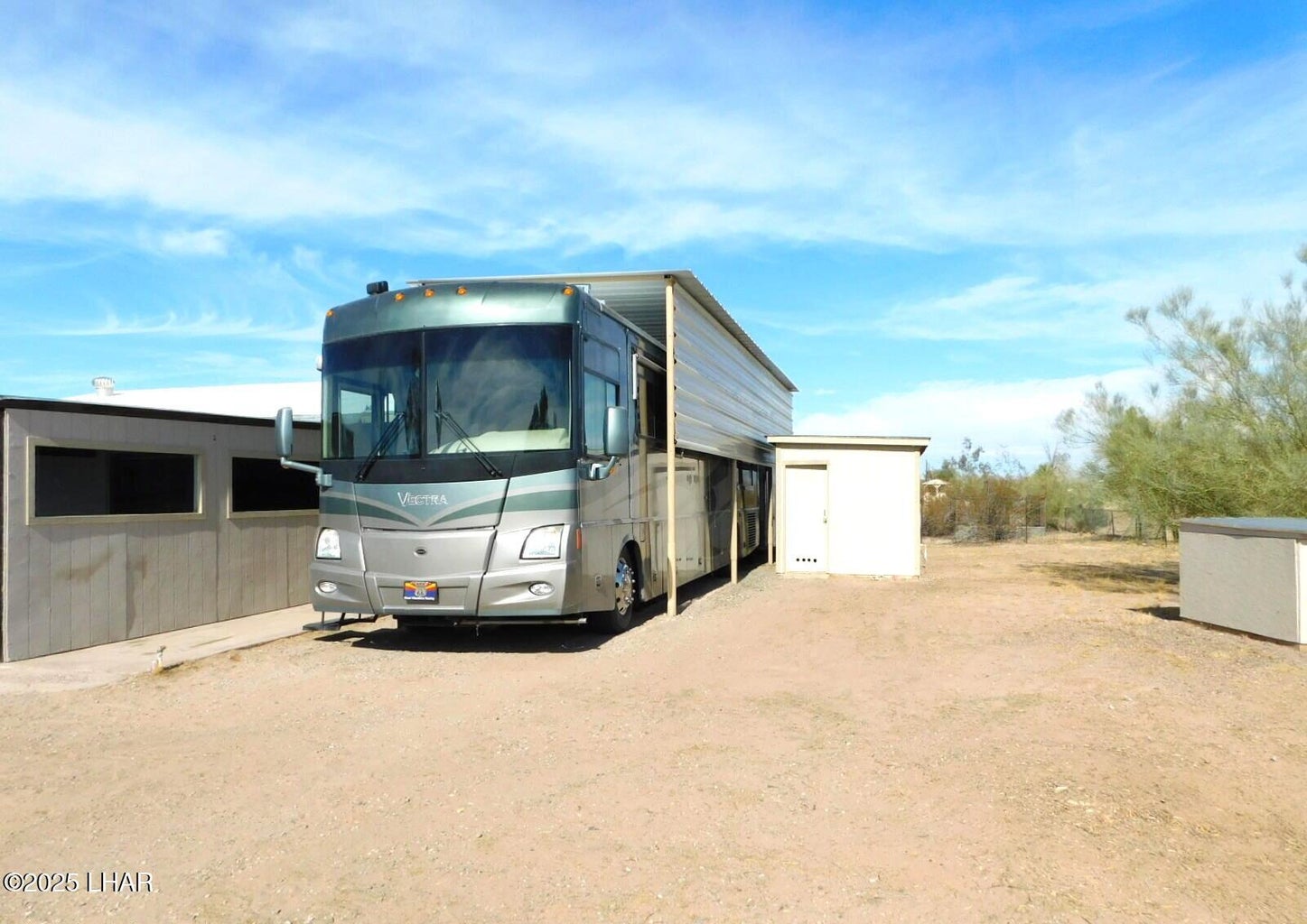 20251108223853620093000000-o