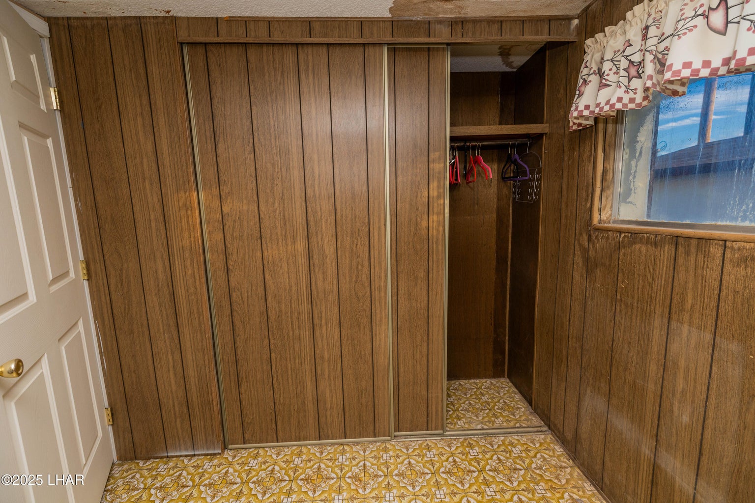 20251124204505492530000000-o