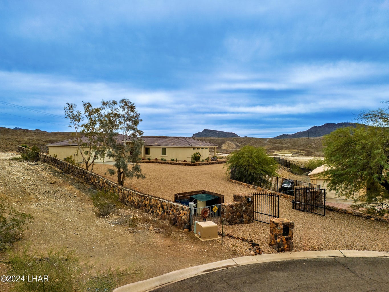 20251110203859997358000000-o