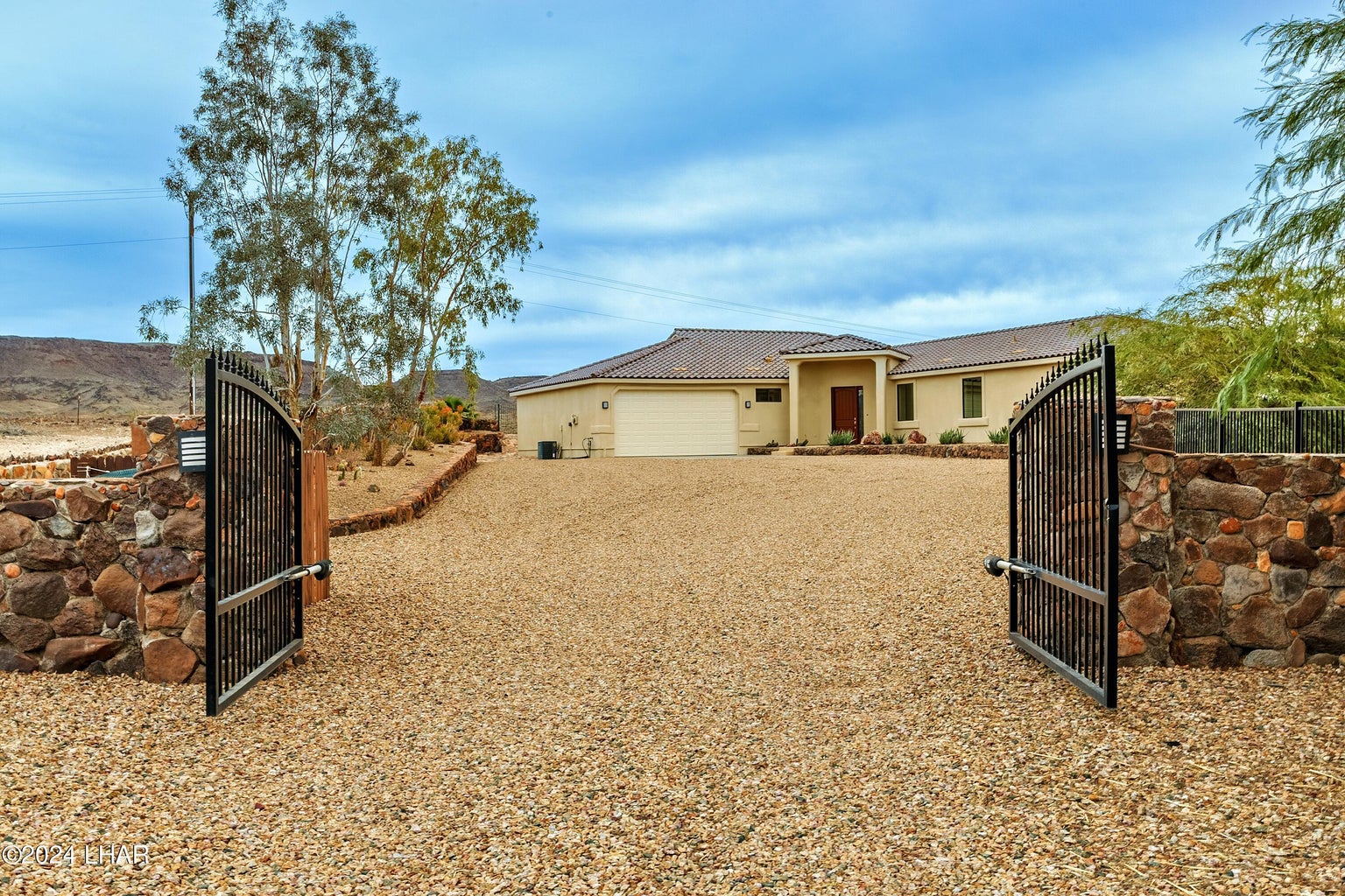 20251110203900631757000000-o