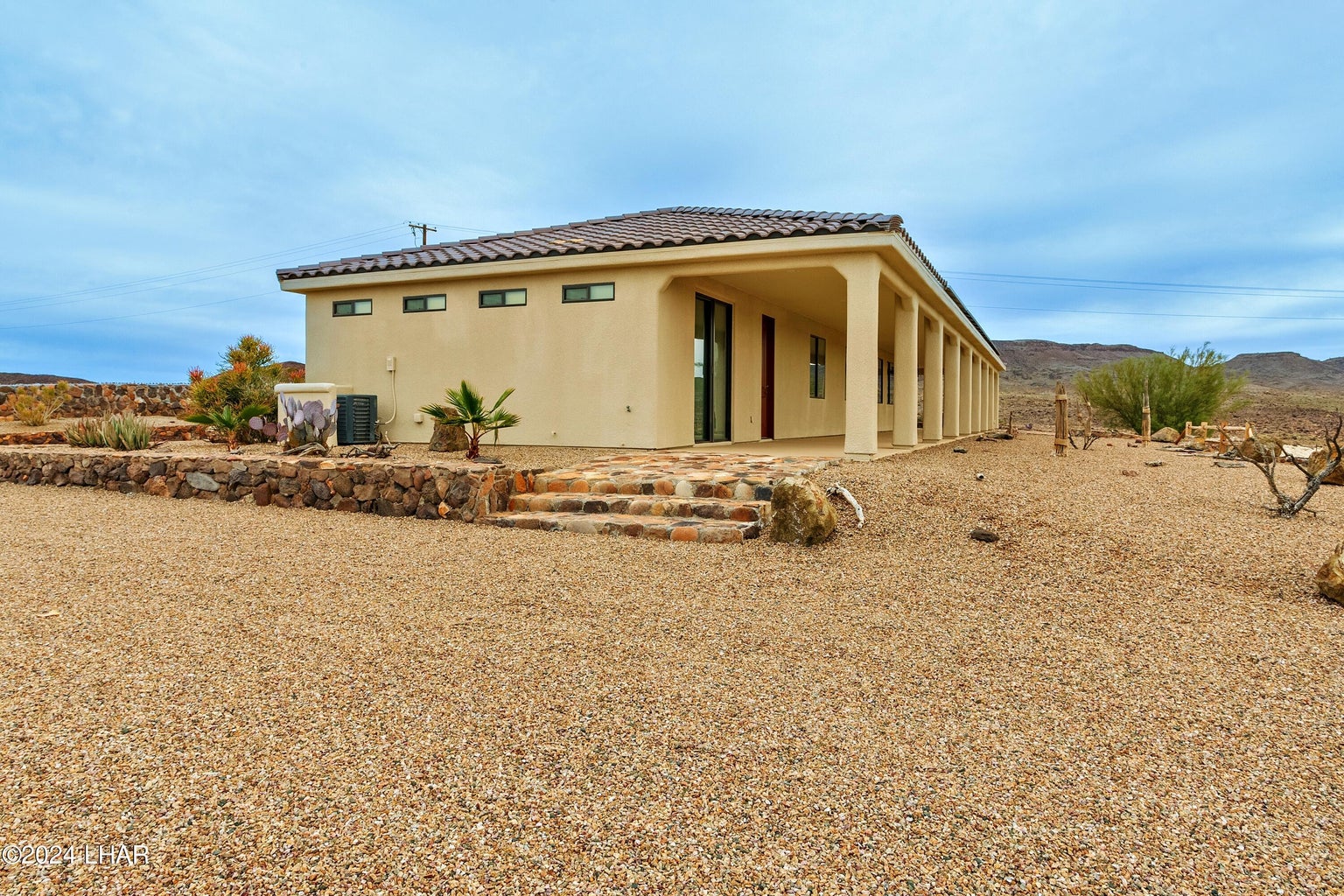 20251110203900764159000000-o