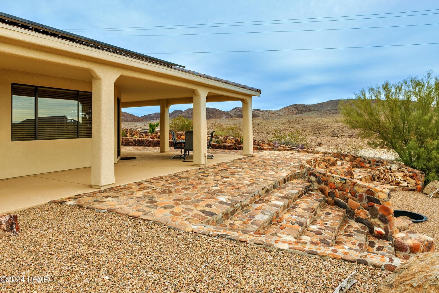 20251110203901013157000000-o