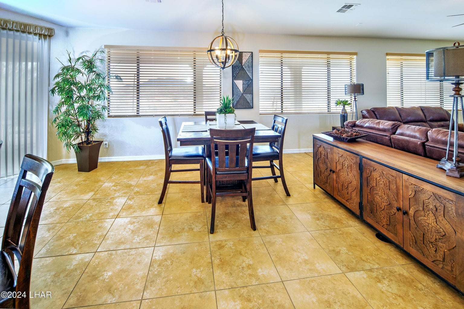 20251110203902144886000000-o