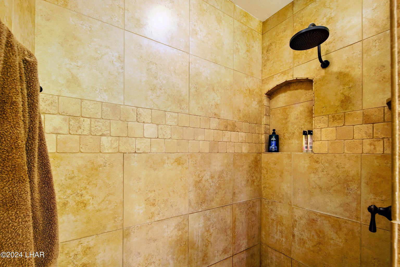 20251110203903095567000000-o