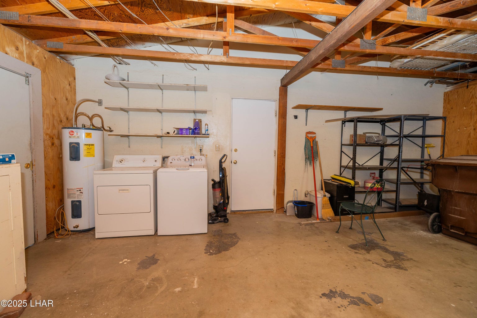 20251212220213831356000000-o