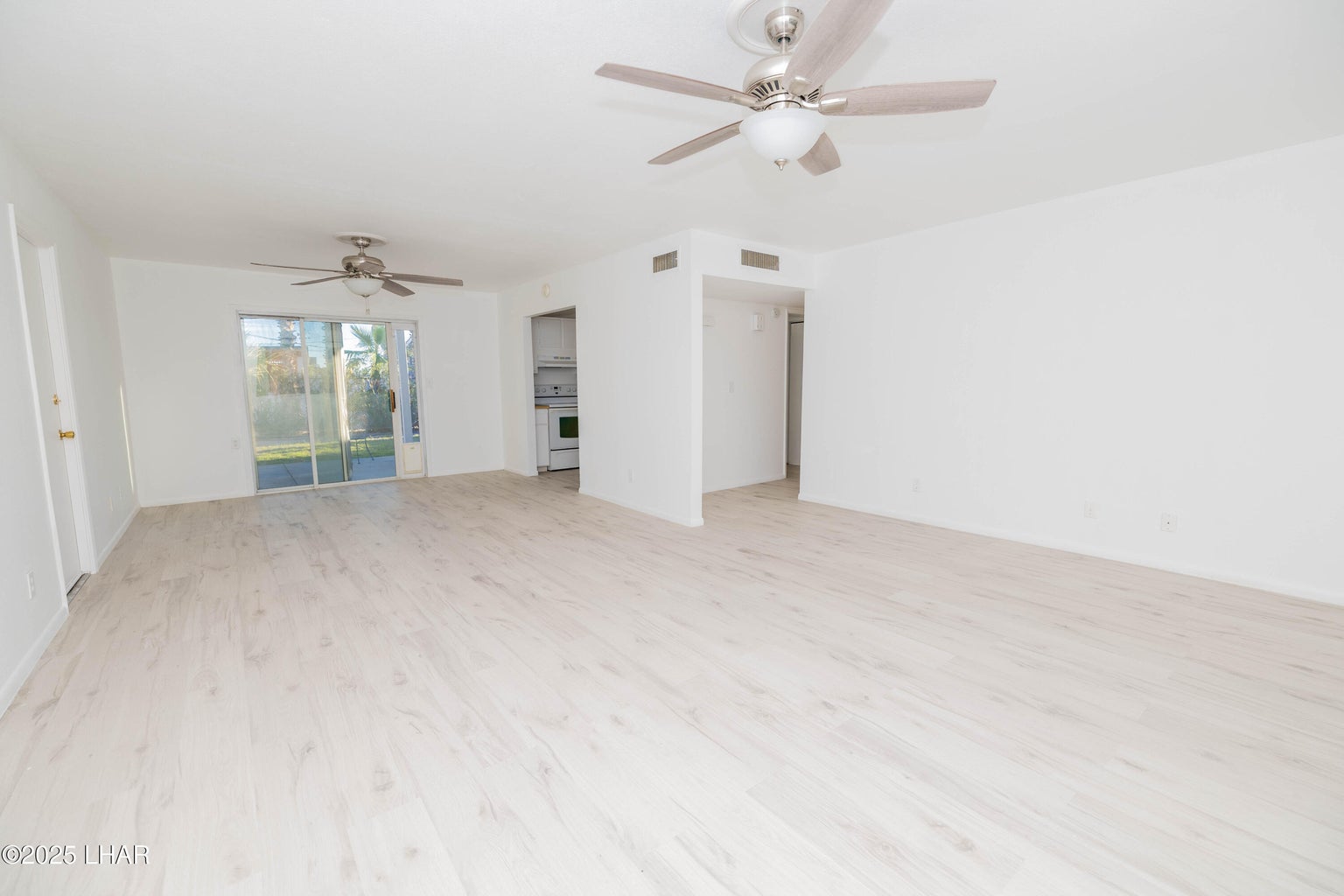 20251212220244805632000000-o