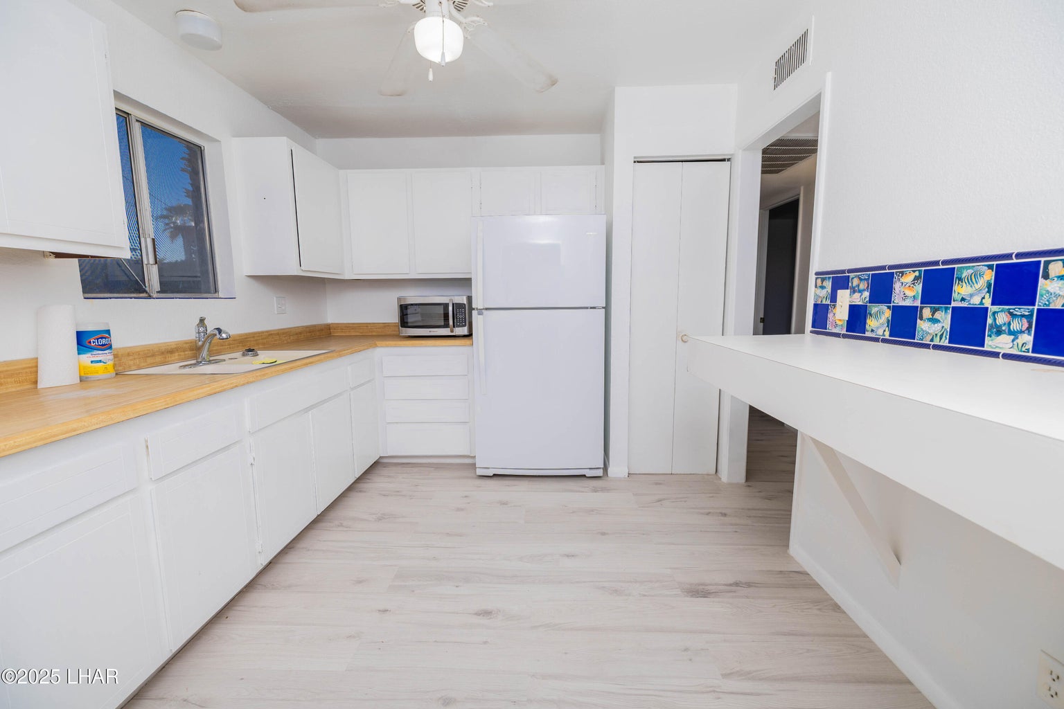 20251212220301568898000000-o