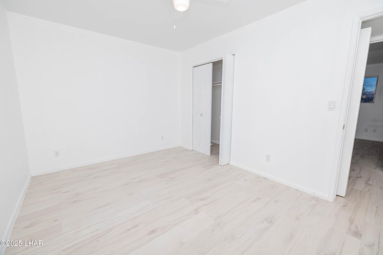 20251212220336531632000000-o