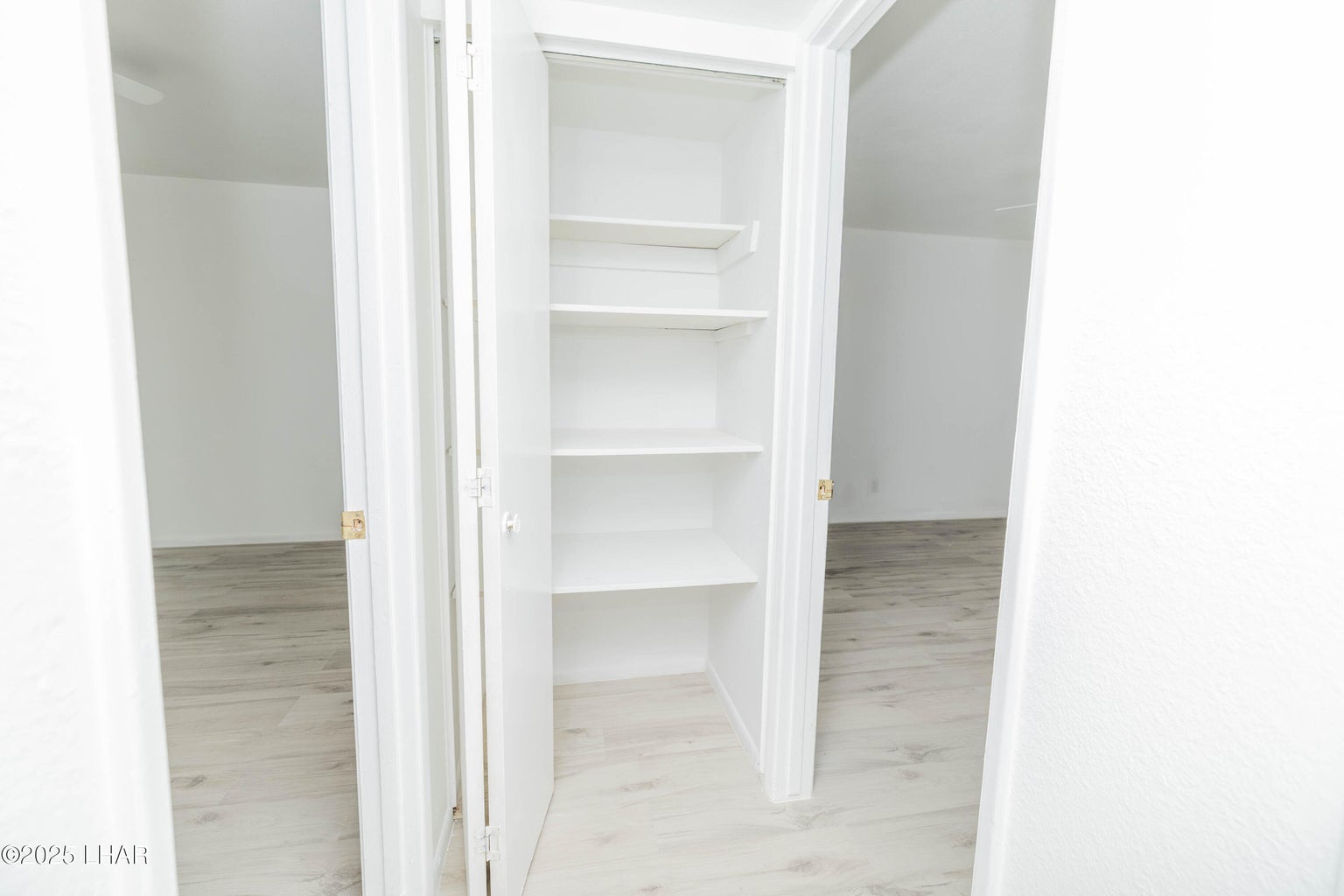 20251212220350954797000000-o