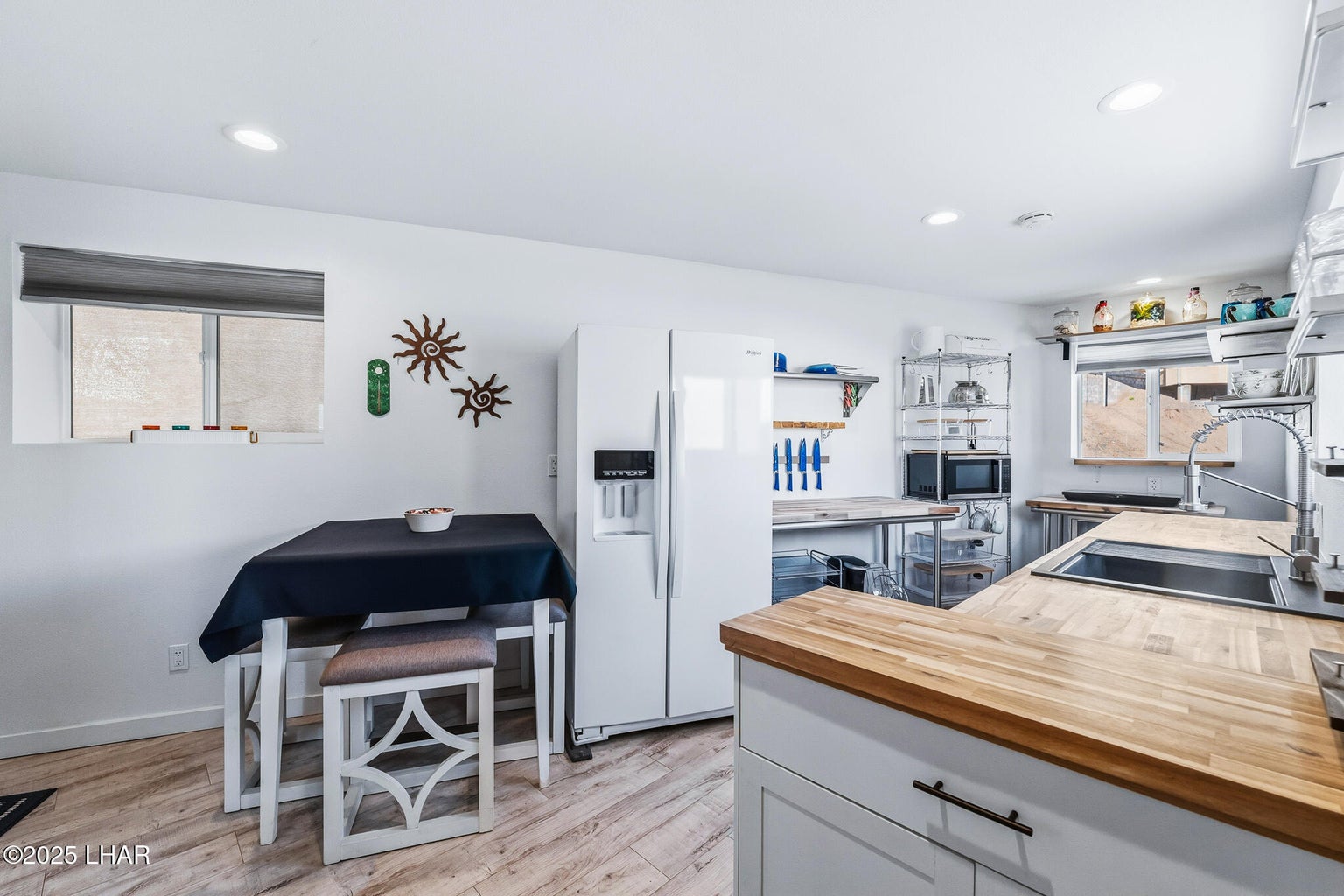 20251112165359549642000000-o