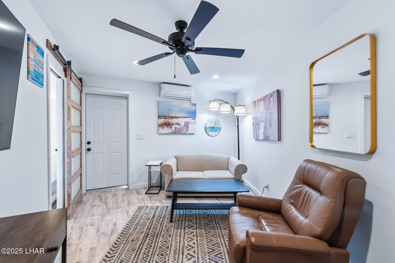 20251112165403928591000000-o