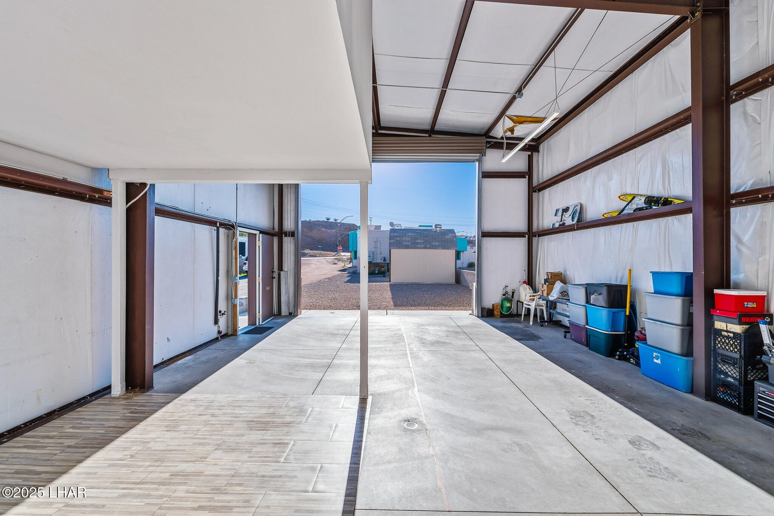 20251112165426348790000000-o