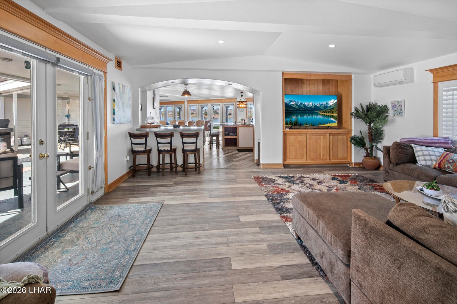 20260226192845568577000000-o